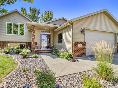 839 16th Ave W