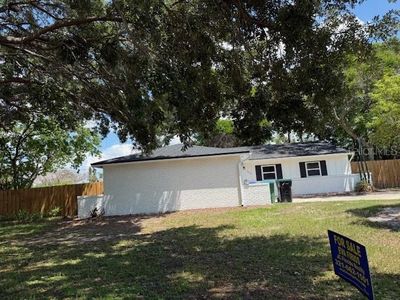 1092 Eastbrook Blvd