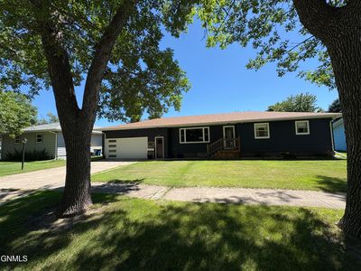 Property at 312 2nd St S, Ellendale, ND