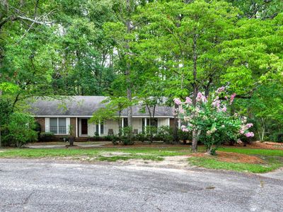 212 Englewood Rd