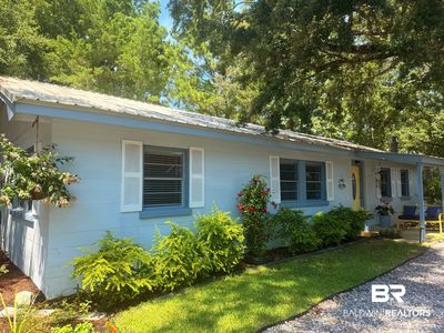 10221 Bayhaven Dr