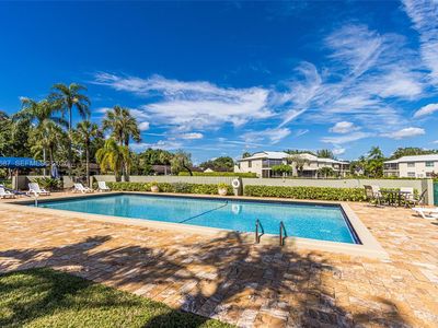 8566 Casa Del Lago #H