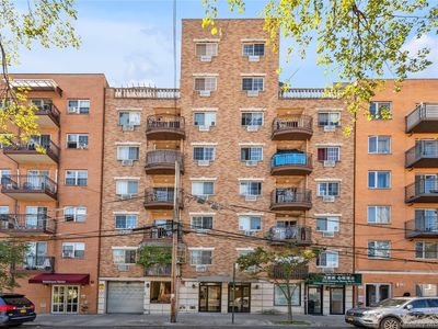 4318 Robinson Street #4D
