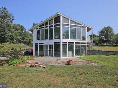 301 Golf Rd