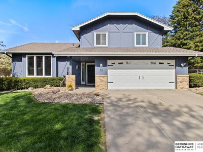 2321 N 127th Cir