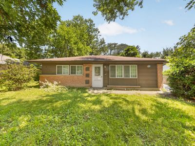 415 Shabbona Dr