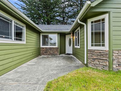 145 Dream St