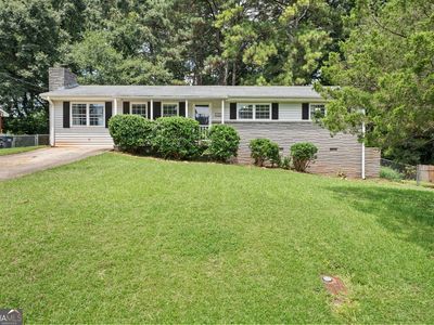 900 Carlton Dr SE