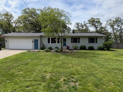 2002 Garret Dr NE