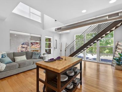 784 Ore Ct