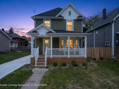 120 Ferguson St