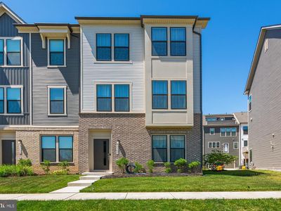 3360 Cormorant Dr