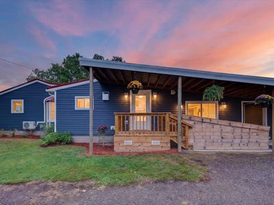 550 W Lake St