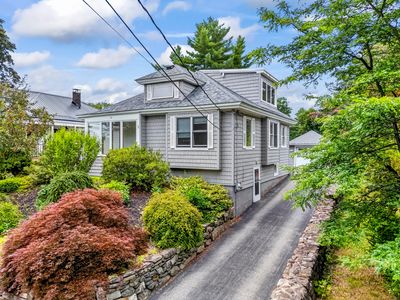 16 Beacon Avenue