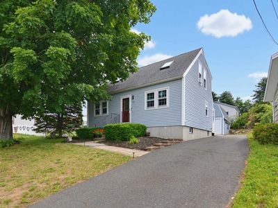 219 Rhode Island Avenue