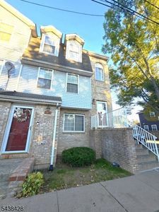 1209B Arlington Ave BLDG 1209 #B