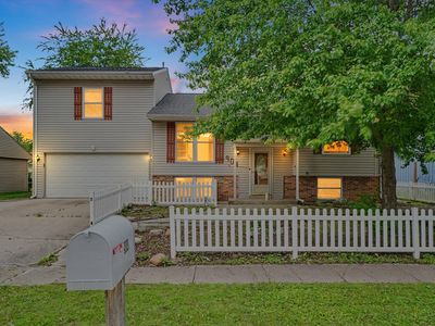 904 Fairoaks Dr