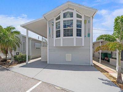 4 Basin St