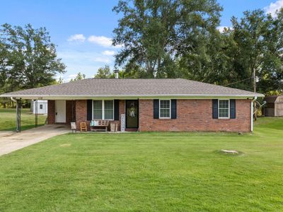 108 Meadow Ln