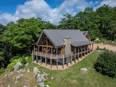 2725 Point Lookout Ln