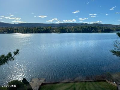 10 Mahkeenac Shores Rd