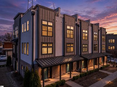 121 W Stone Ave #7