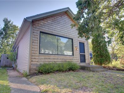 38 Brayton St