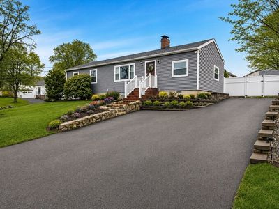 6 Janice Rd