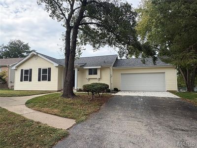 101 S Willow Grove Ct