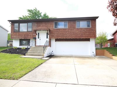 7523 Nottingham Dr