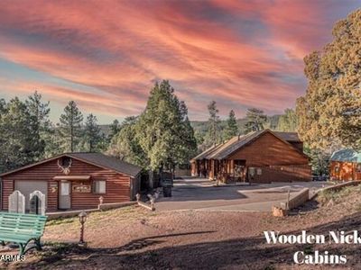 1022 S Hunter Creek Dr