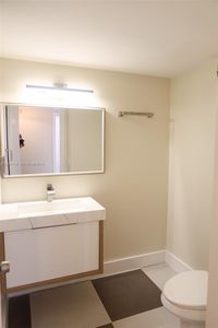 2500 Parkview Dr APT 1816