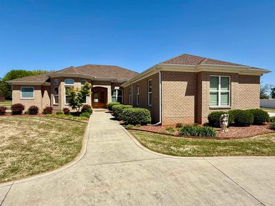 Property at 208 Maclin Cir, Tuscumbia, AL