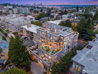 4847 California Avenue SW #605