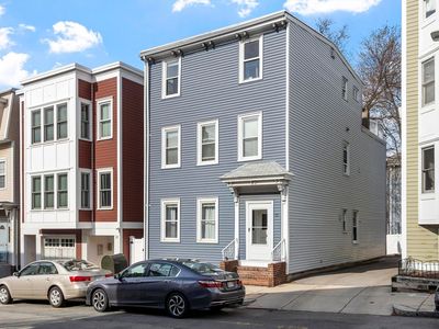 30 Woodward St #3