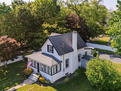 259 Woodlawn Avenue