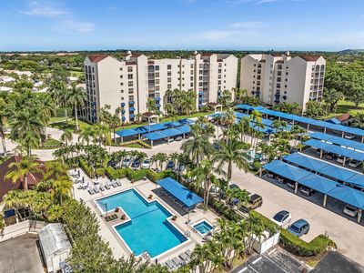 7564 REGENCY LAKE Drive #202