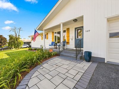 169 Raven Rd