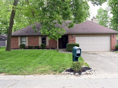Property at 425 Richard Gln, Tipp City, OH