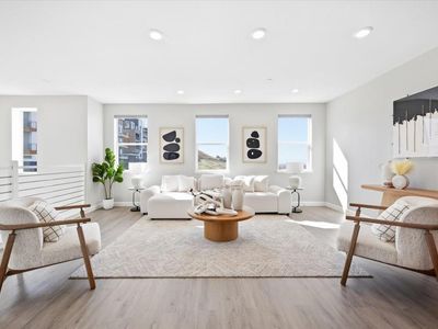 337 Llano De Los Robles Ave #7