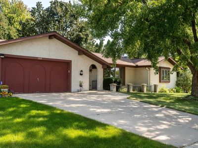 1025 Chapin Lane