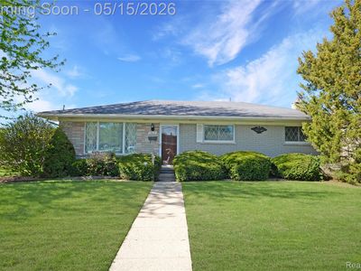 13017 Winona Dr