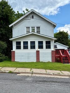 12 Manley St