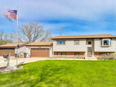 387 Lakewood Dr
