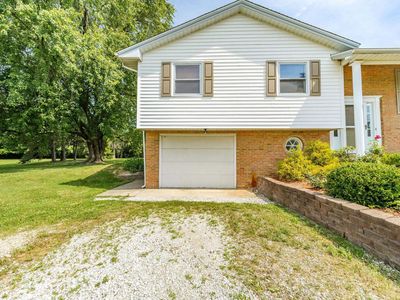 548 E State Road 28