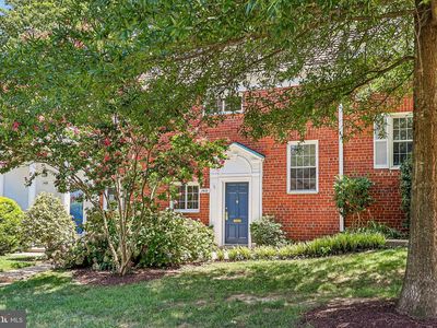 1410 Martha Custis Dr