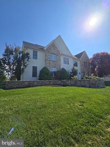 7 Derbyshire Way