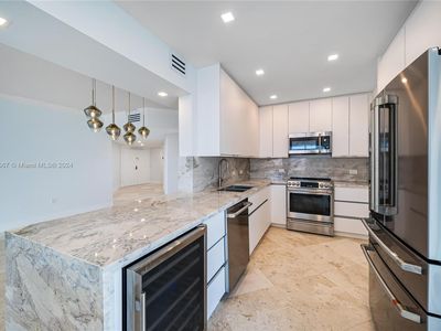 8855 Collins Ave APT 5G