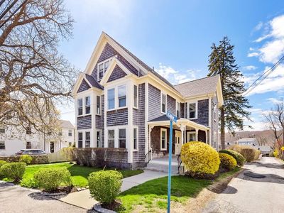 125 Main St