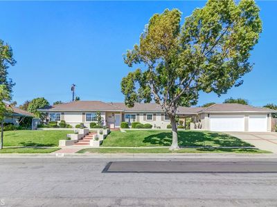 1521 Melody Ln